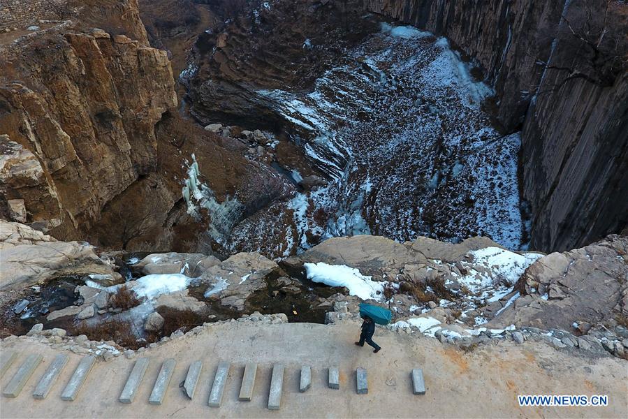 CHINA-SHANXI-TAIHANG MOUNTAINS-POSTMAN (CN)