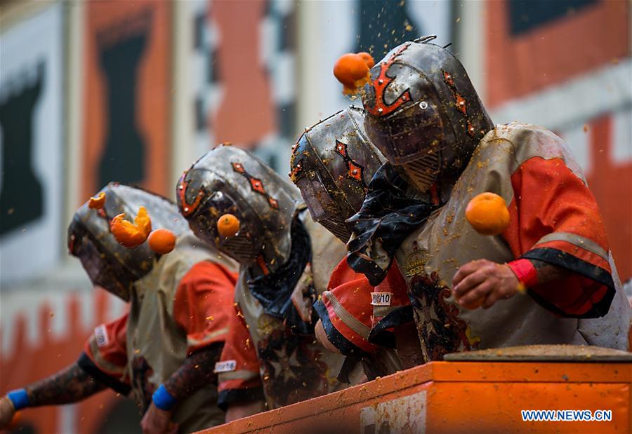 ITALY-IVREA-CARNIVAL-"BATTLE OF THE ORANGES"