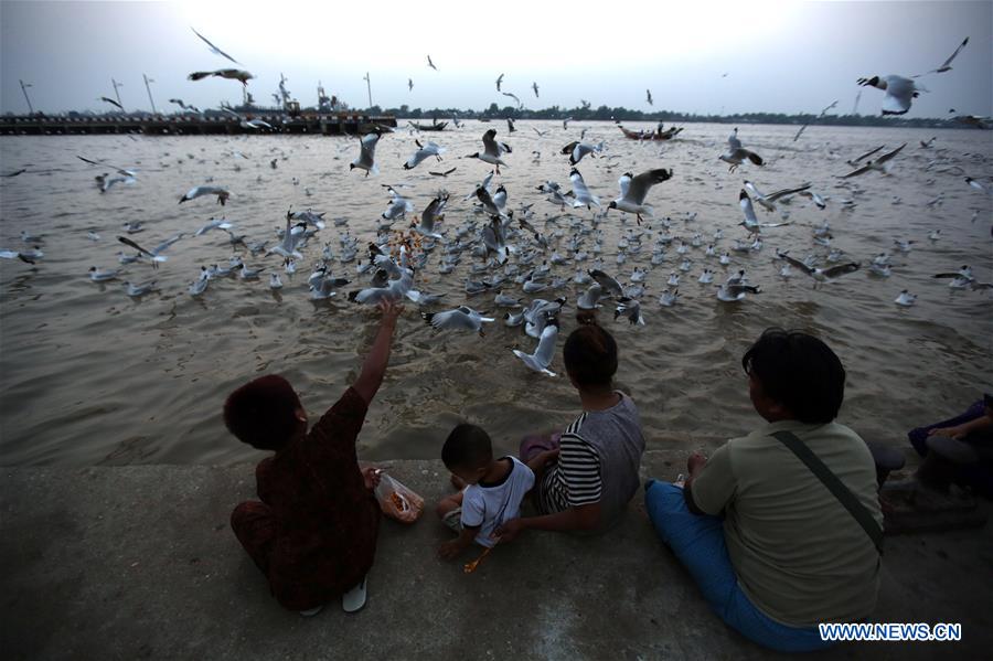 MYANMAR-YANGON-DAILY LIFE