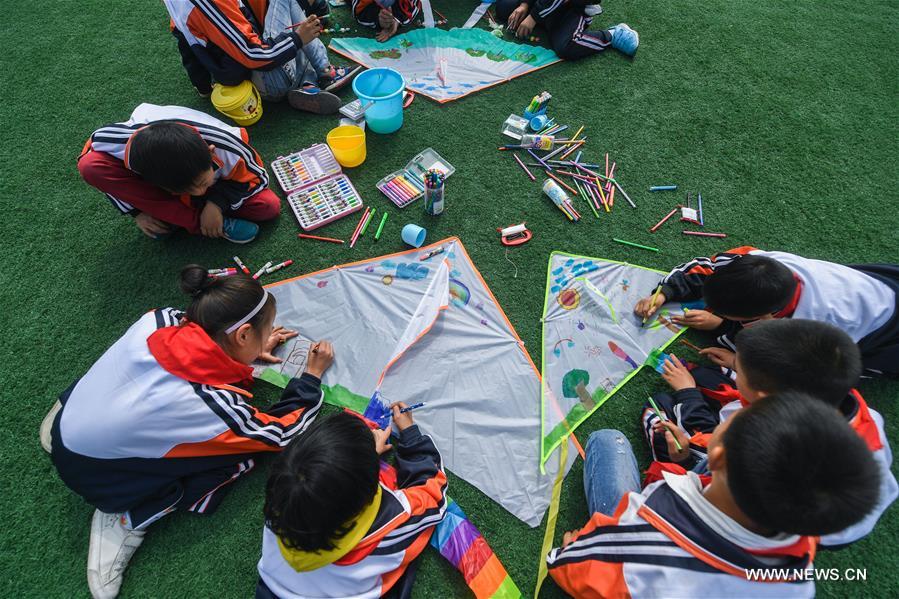 CHINA-ZHEJIANG-SCHOOL-KITES (CN)