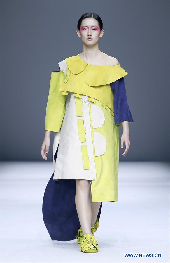 CHINA-BEIJING-GRADUATE FASHION WEEK (CN)