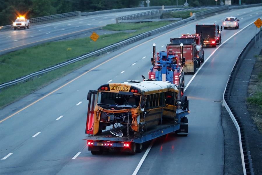 U.S.-NEW JERSEY-SCHOOL BUS-DUMP TRUCK-CRASH