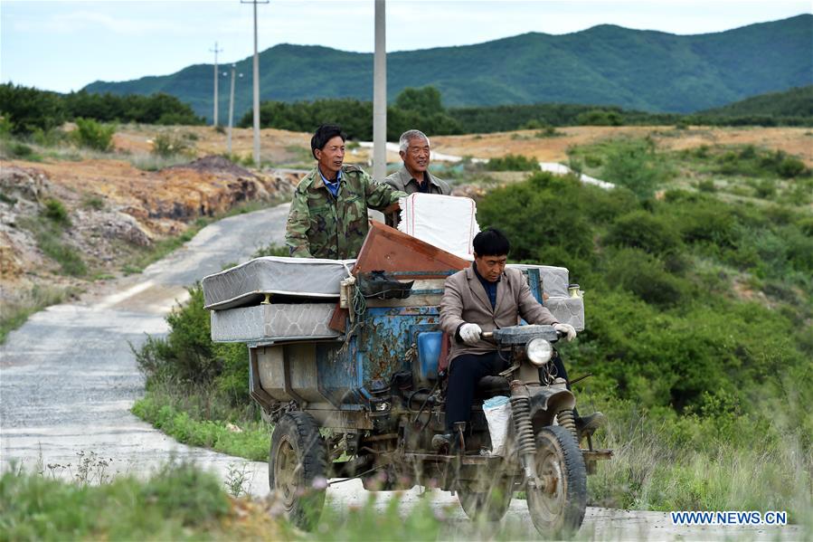 CHINA-SHANXI-WATER SHORTAGE VILLAGERS-RELOCATION (CN)