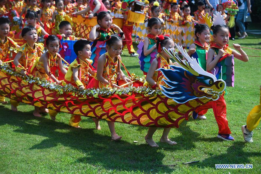 CHINA-ZHEJIANG-DRAGON BOAT FESTIVAL-ACTIVITY (CN)