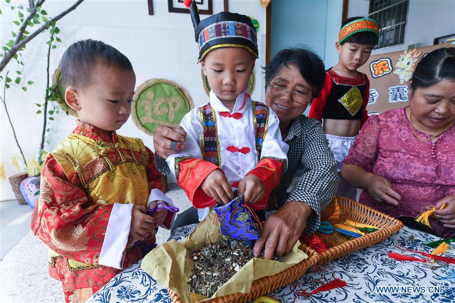 CHINA-ZHEJIANG-DRAGON BOAT FESTIVAL-CELEBRATIONS (CN)