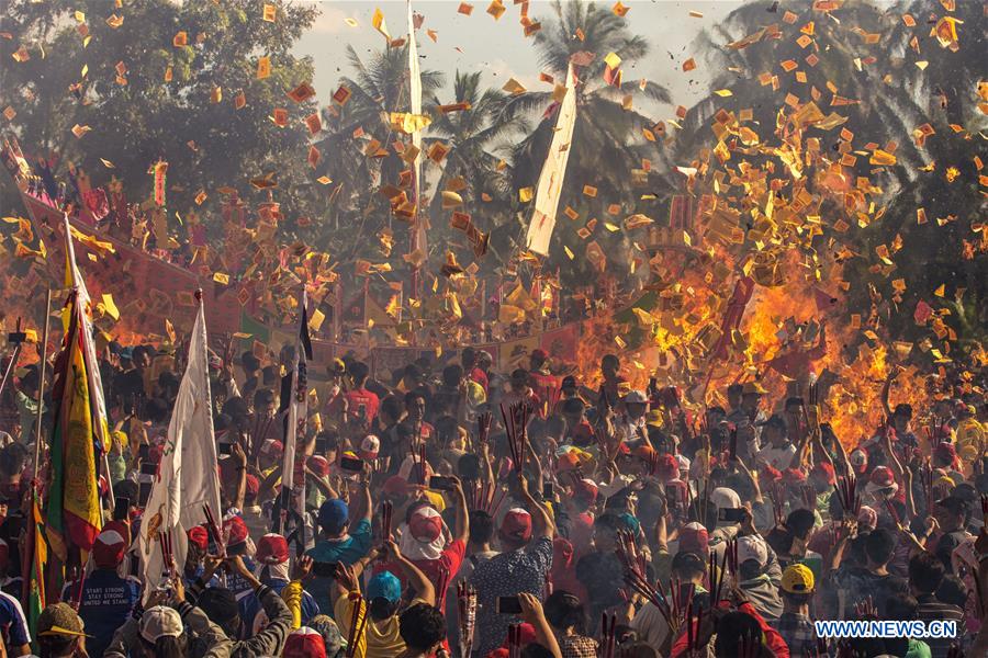 INDONESIA-RIAU-BAKAR TONGKANG FESTIVAL