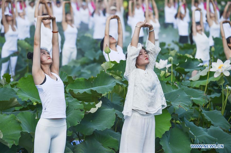 CHINA-FUJIAN-JIANNING-YOGA SHOW (CN) 