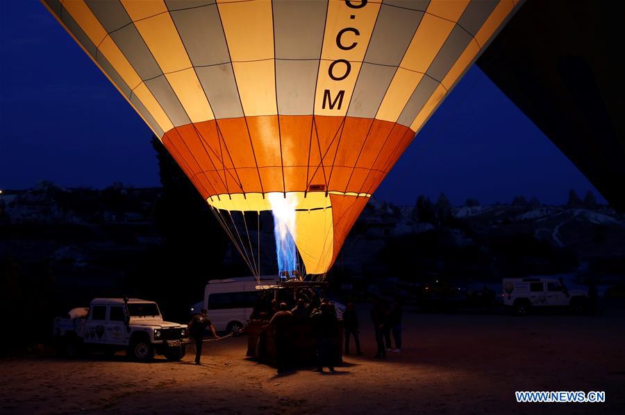 TURKEY-CAPPADOCIA-BALLOON TOUR