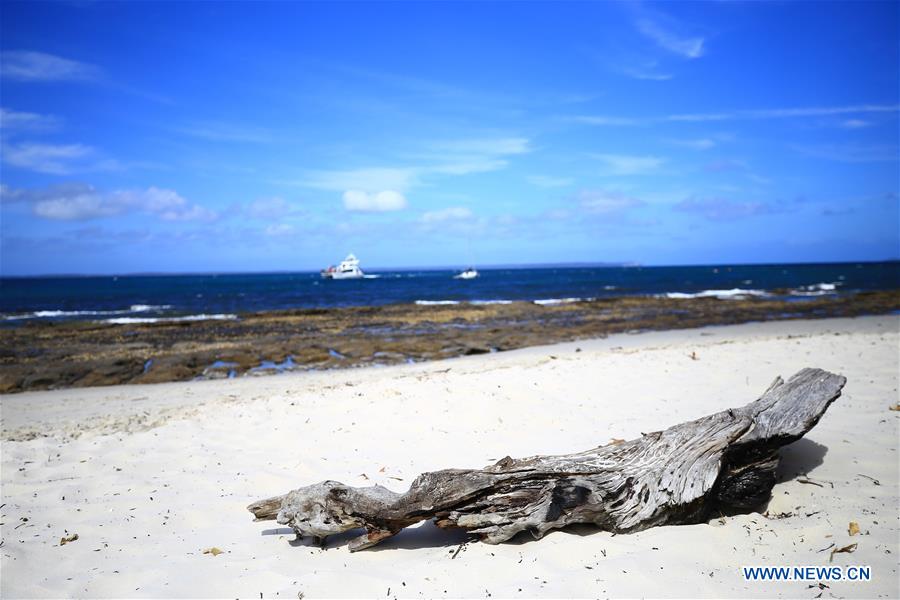 AUSTRALIA-JERVIS BAY-SCENERY