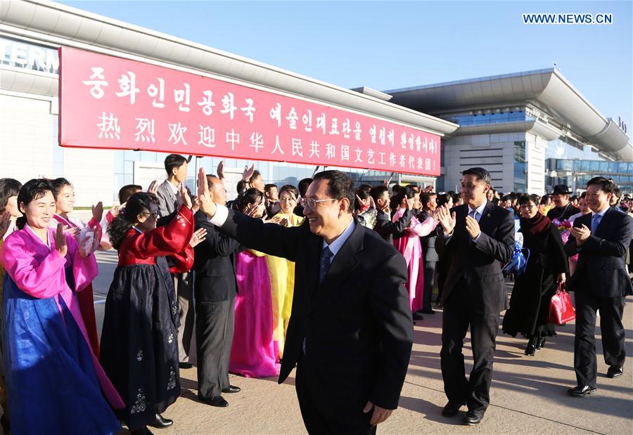 DPRK-PYONGYANG-CHINESE DELEGATION OF LITERARY AND ART WORKERS-VISIT