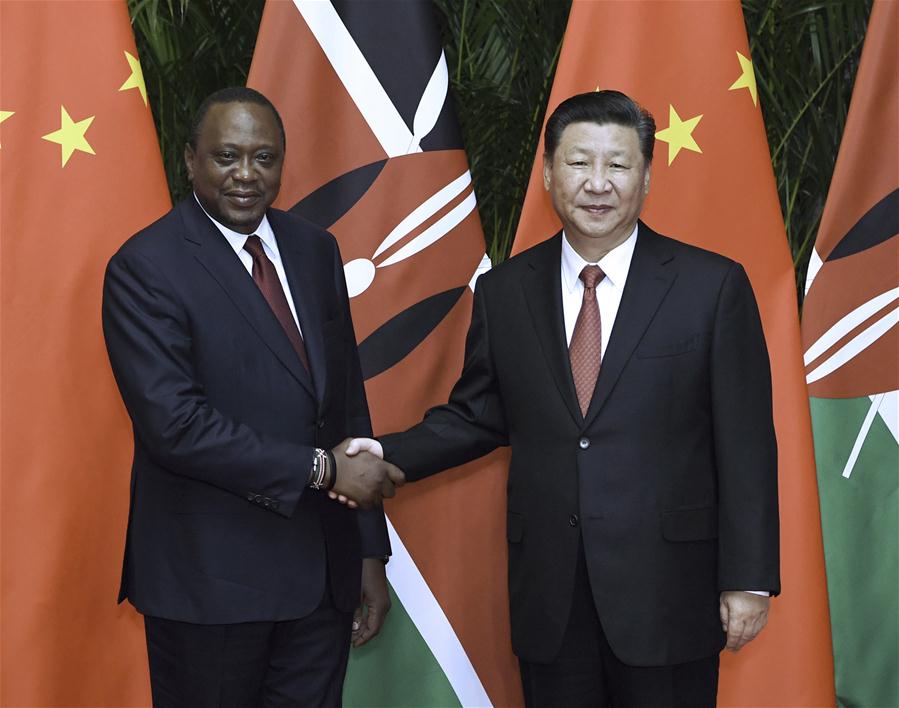 (IMPORT EXPO)CHINA-SHANGHAI-XI JINPING-KENYAN PRESIDENT-MEETING (CN)