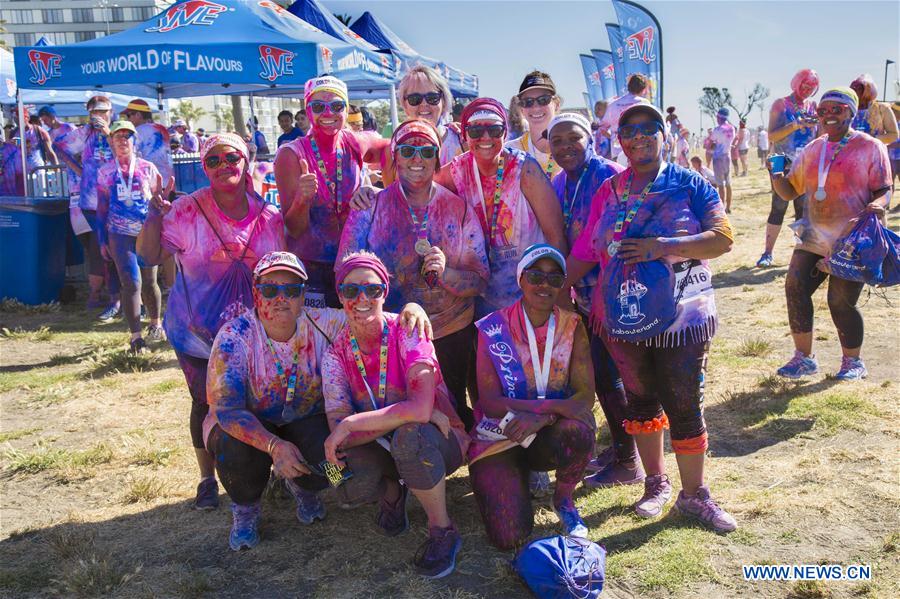 (SP)SOUTH AFRICA-CAPE TOWN-COLOR RUN