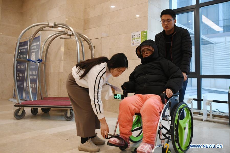 CHINA-GANSU-LANZHOU-HOSPITAL-SHARED WHEELCHAIR (CN)