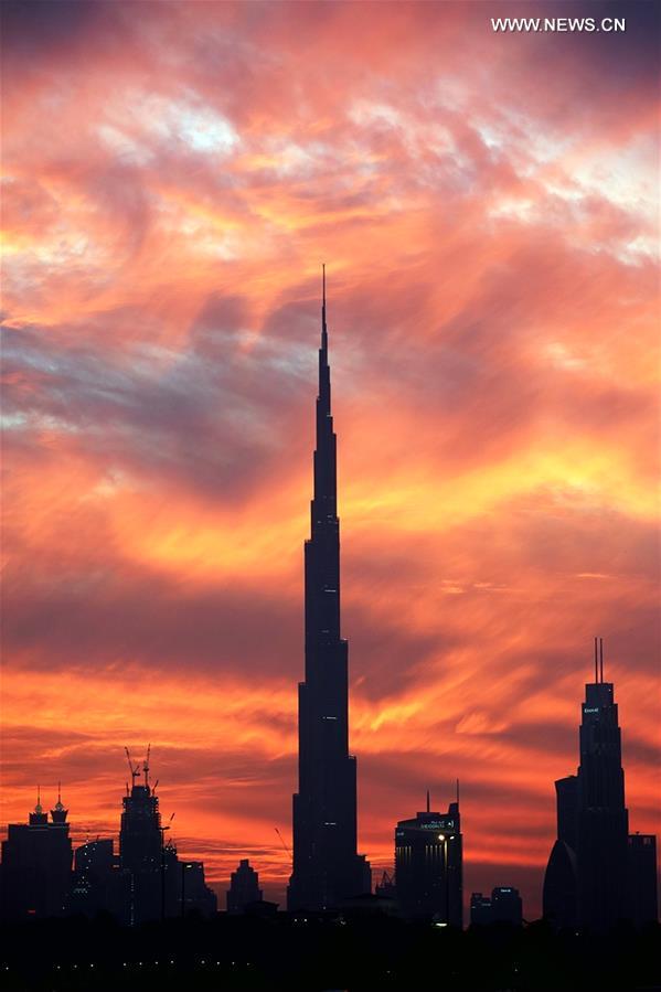 UAE-DUBAI-BURJ KHALIFA-SUNSET