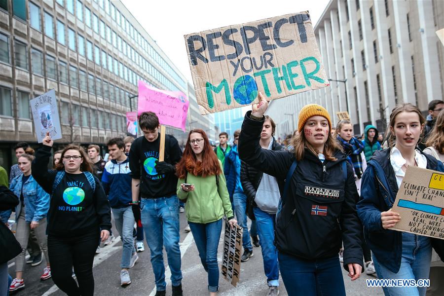 BELGIUM-BRUSSELS-STUDENTS-MARCH-CLIMATE