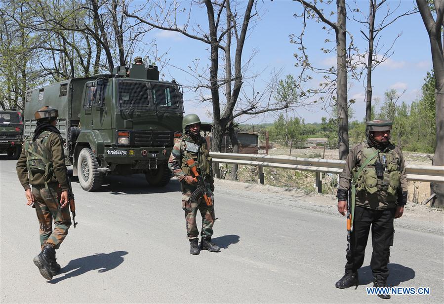 KASHMIR-SRINAGAR-SECURITY LOCKDOWN ON HIGHWAY