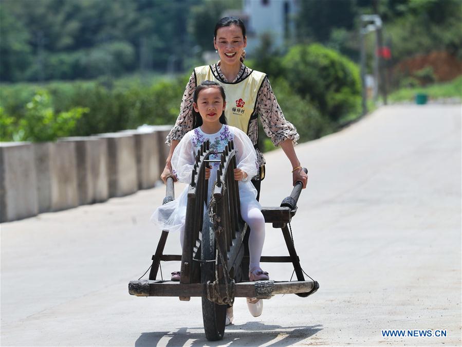 CHINA-ZHEJIANG-MAY DAY HOLIDAY-COUNTRYSIDE (CN)