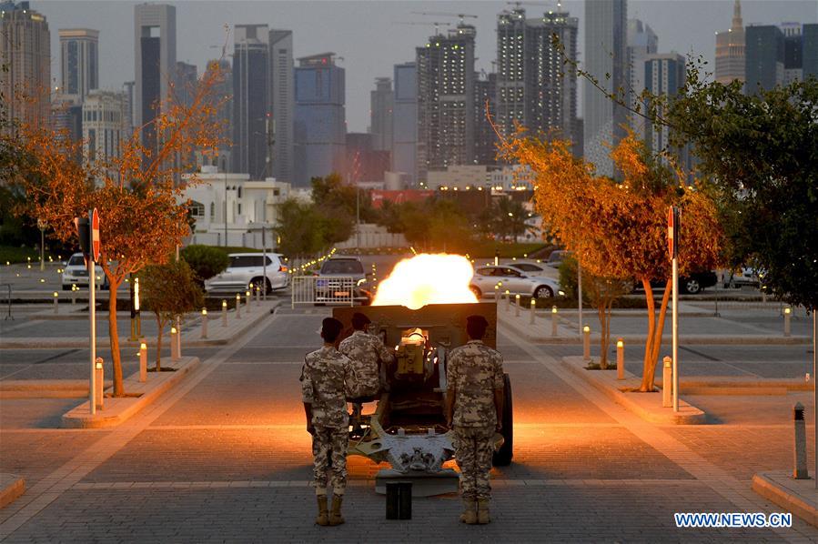 QATAR-DOHA-RAMADAN-CANNON-FIRING