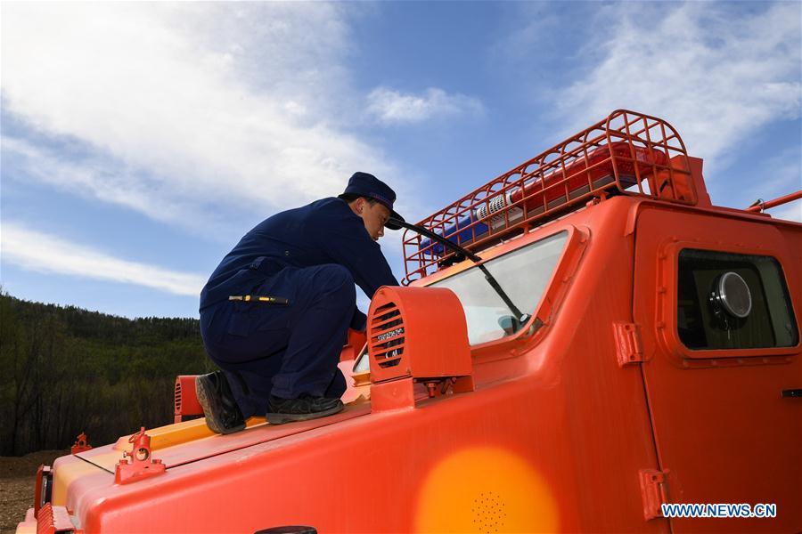 CHINA-INNER MONGOLIA-FOREST-FIREFIGHTERS (CN)