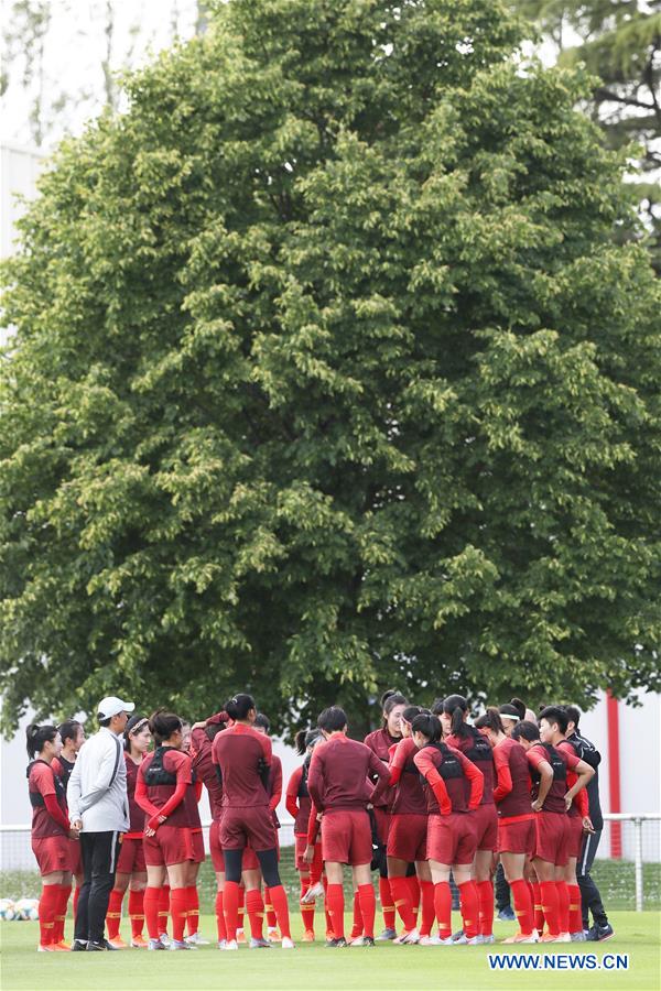 (SP)FRANCE-FOUGERES-2019 FIFA WOMEN'S WORLD CUP-CHINA-TRAINING SESSION