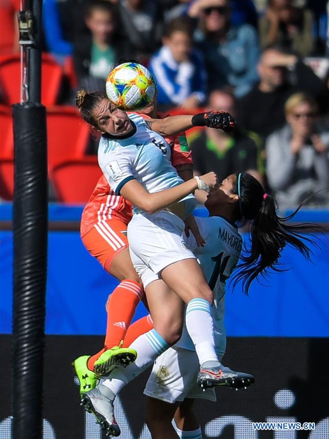 (SP)FRANCE-PARIS-2019 FIFA WOMEN'S WORLD CUP-GROUP D-ARG VS JPN