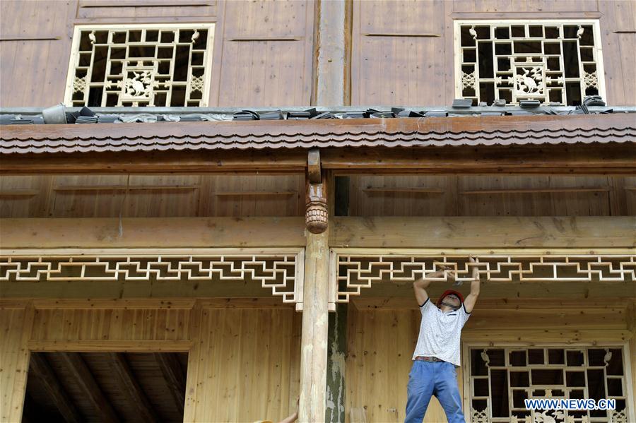 #CHINA-HUBEI-ENSHI-STILTED TUJIA BUILDING (CN)