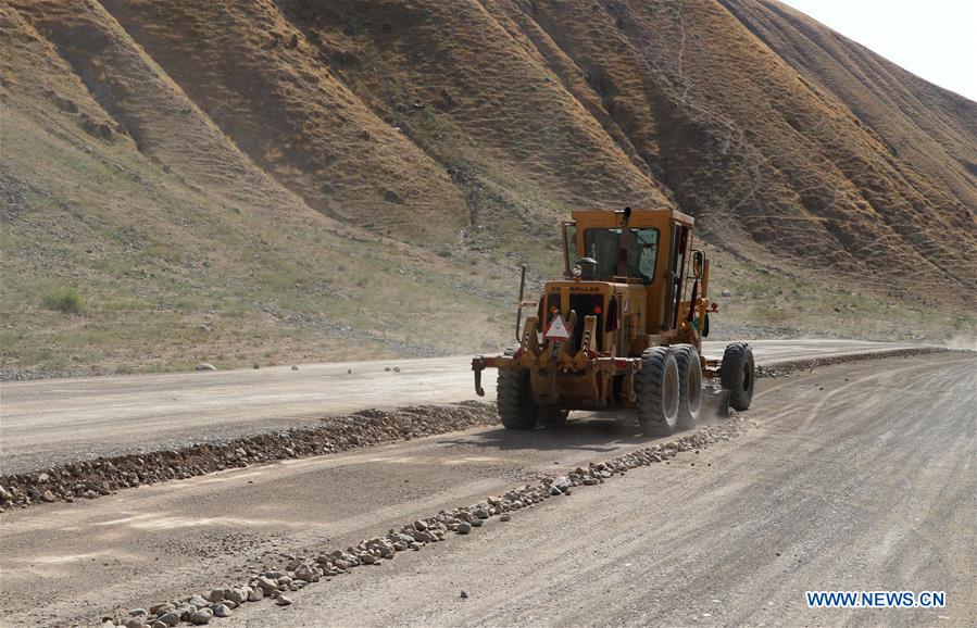 AFGHANISTAN-LAGHMAN-KEY ROAD- CONSTRUCTION