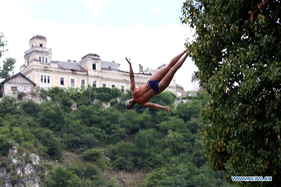 (SP)BOSNIA AND HERZEGOVINA-SARAJEVO-BENTBASA CLIFF DIVING COMPETITION