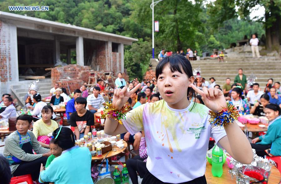 CHINA-GUANGXI-MACAO VOLUNTEERS (CN)