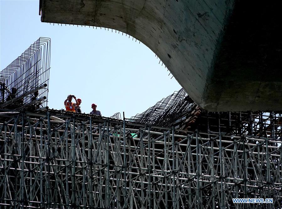 CHINA-HENAN-SWIVEL BRIDGE-ROTATION (CN)