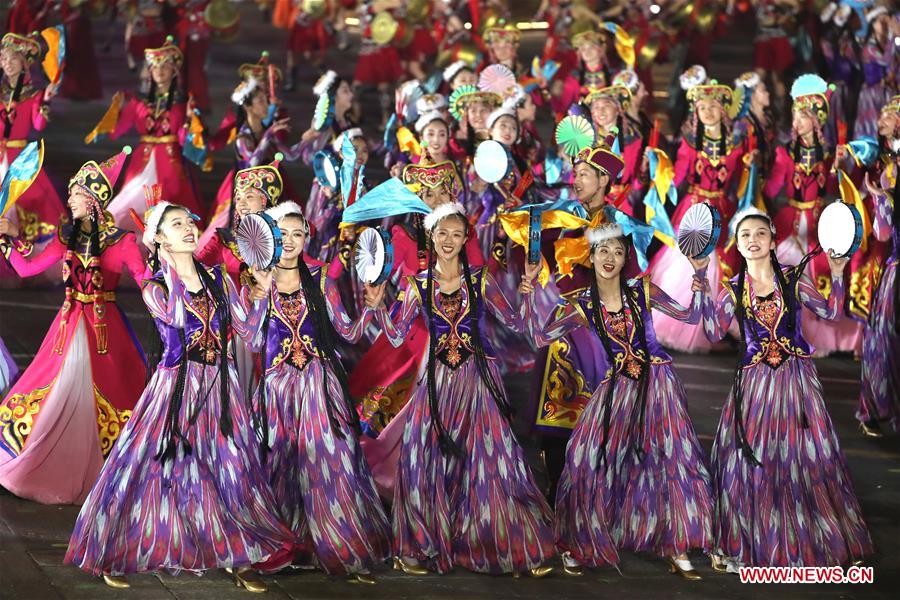 (PRC70Years)CHINA-BEIJING-NATIONAL DAY-CELEBRATIONS-EVENING GALA (CN)