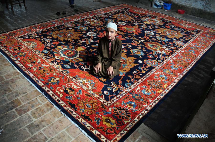 PAKISTAN-PESHAWAR-CARPET INDUSTRY