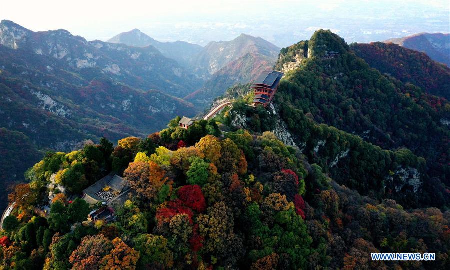 CHINA-SHAANXI-HUAZHOU-SHAOHUA MOUNTAIN-AUTUMN (CN)