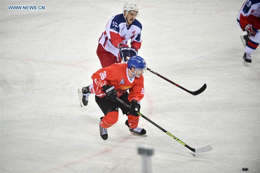 (SP)CHINA-JILIN CITY-ICE HOCKEY-SILK ROAD SUPREME HOCKEY LEAGUE-TSEN TOU VS ZVEZDA(CN)