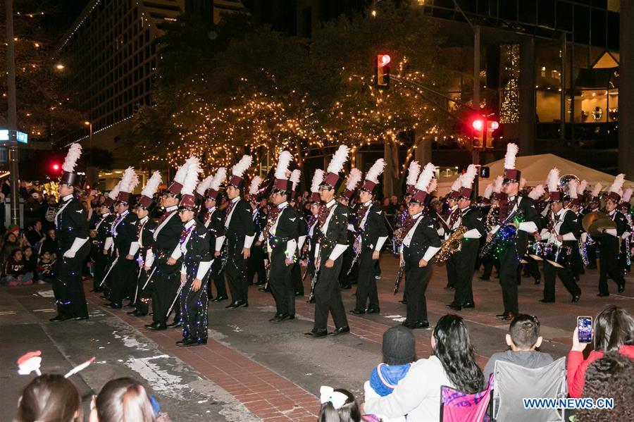 U.S.-TEXAS-FORT WORTH-PARADE OF LIGHTS