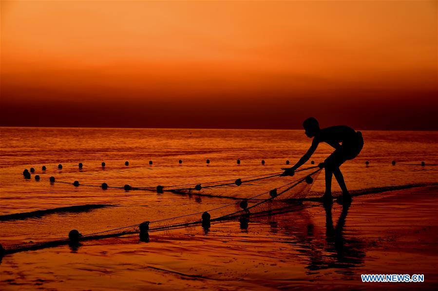 BANGLADESH-KUAKATA-BEACH-SUNSET