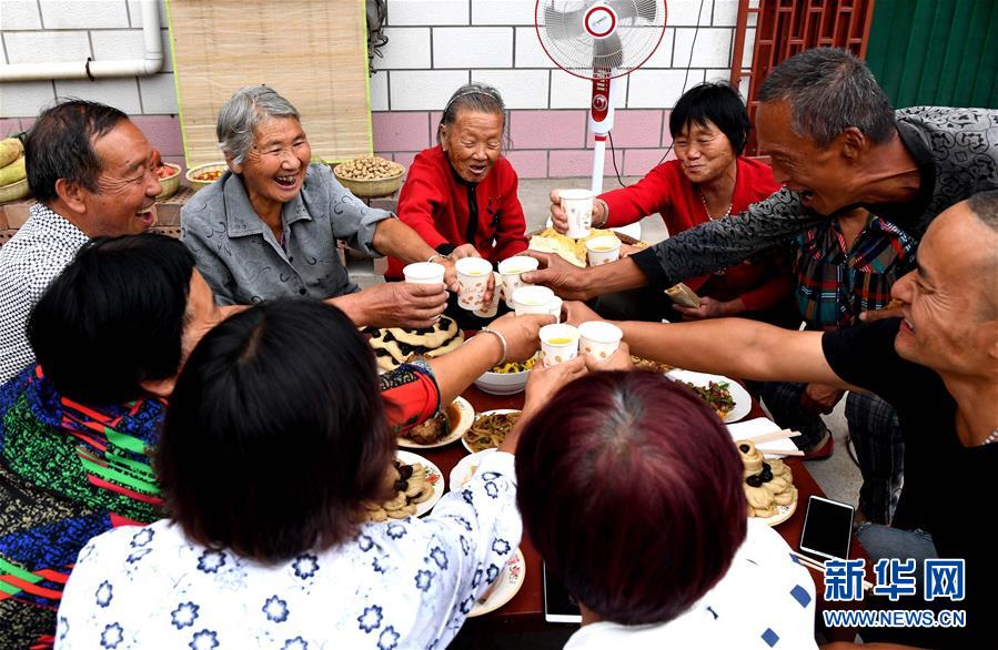 （新華全媒頭條·圖文互動）（19）大國糧倉的新時代交響——河南農(nóng)業(yè)70年觀察