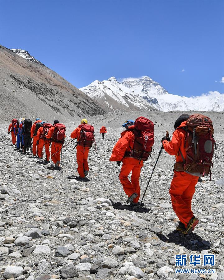 （2020珠峰高程測量）（4）有望22日登頂 測量登山隊(duì)再次向珠峰發(fā)起挑戰(zhàn)