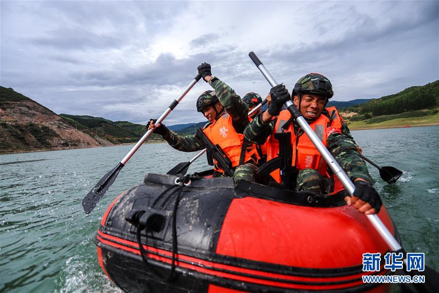 （圖文互動(dòng)）（1）武警部隊(duì)抓好常態(tài)化疫情防控條件下“魔鬼周”極限訓(xùn)練