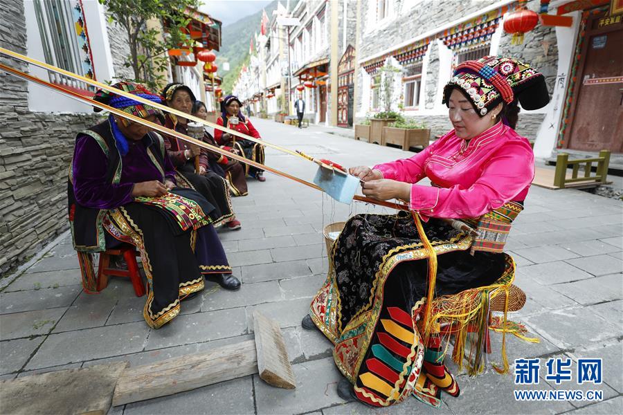 （圖文互動(dòng)）（8）雪山草地展新貌——四川阿壩州脫貧奔小康紀(jì)實(shí)