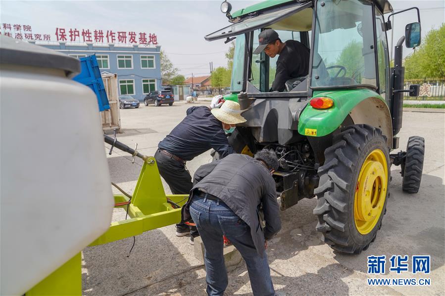 （在習近平新時代中國特色社會主義思想指引下——新時代新作為新篇章·習近平總書記關(guān)切事·圖文互動）（6）讓百姓吃得飽還要吃得好——夯實糧食安全基礎(chǔ)端牢中國飯碗