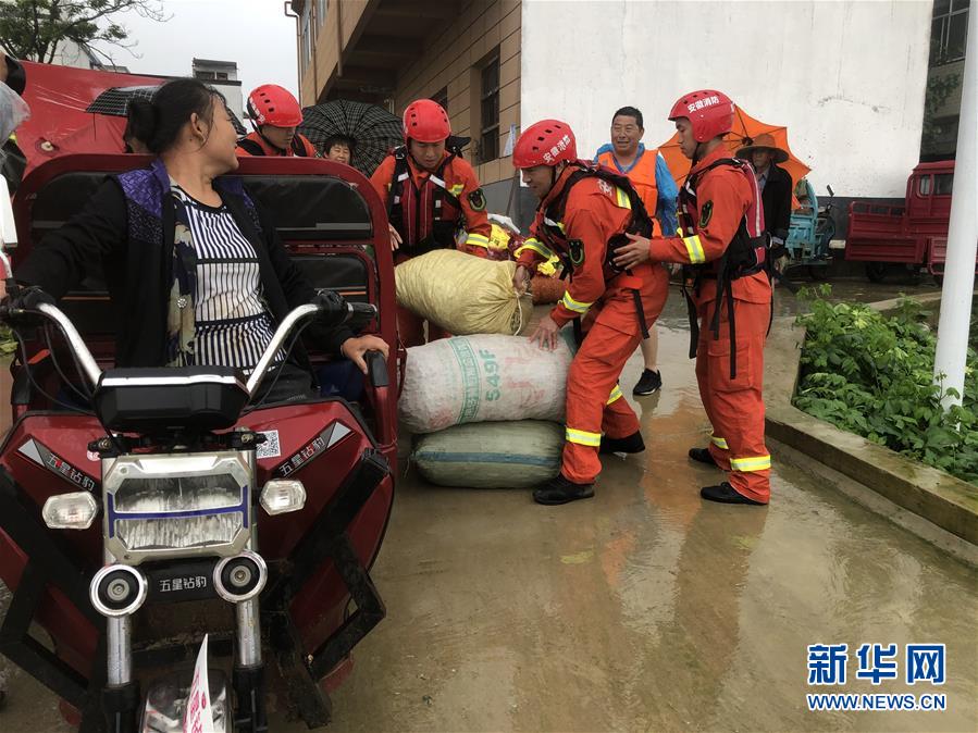 （防汛抗洪·圖文互動）（1）王家壩，你還好嗎？——二探“千里淮河第一閘”開閘后的水中莊臺