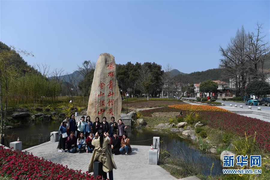 （新華全媒頭條·圖文互動）（1）人間正道是滄桑——獻(xiàn)給中華人民共和國70周年華誕