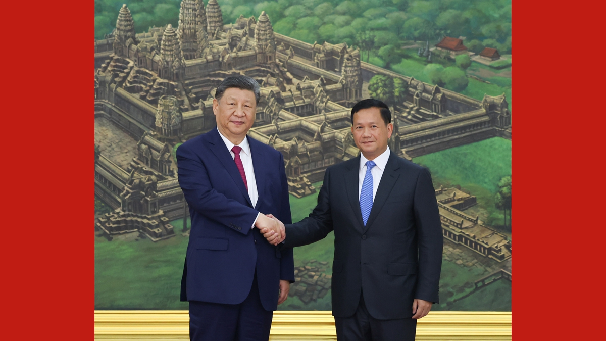 習(xí)近平同柬埔寨首相洪瑪奈舉行會(huì)談
