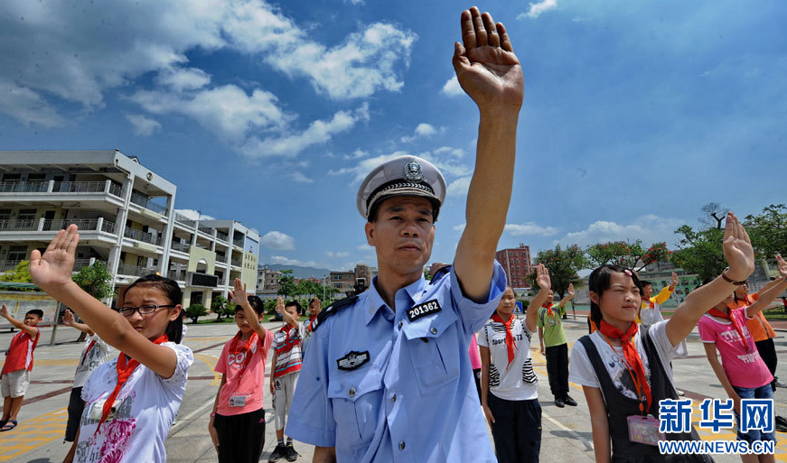 人民警察陳清洲：用生命守護(hù)交通安全