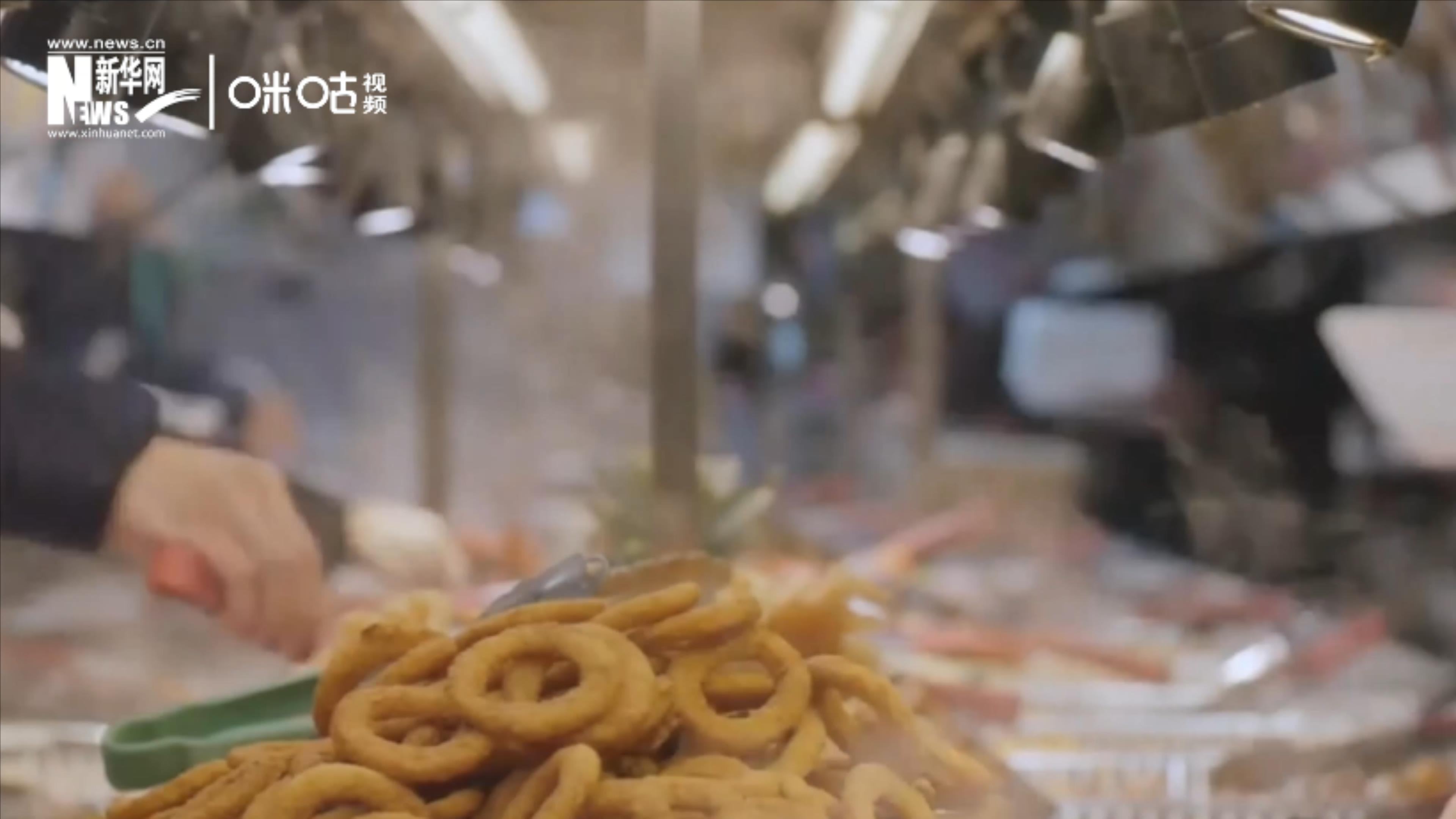 成噸的糧食遭到損失或浪費，同時也有很多人正在挨餓