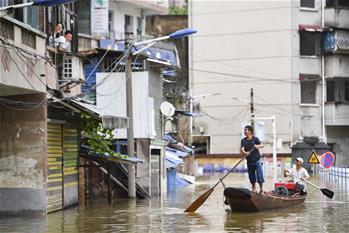 洪水來(lái)時(shí)，那暖心的民間救援